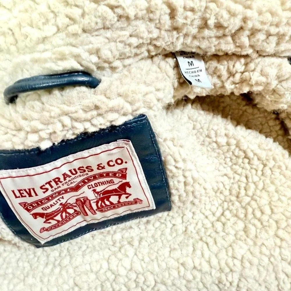 Levi's Sherpa-Lined Faux Leather Trucker‎ Jacket – Size M